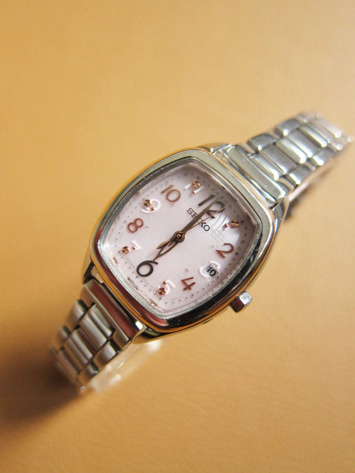 SEIKO 1B22-0CJ0 Ladies Solar Radio Wave SS Watch w/ Pink Dial - Image 3 of 4