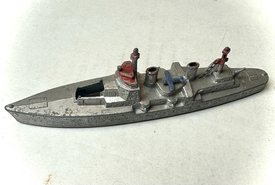De colección Tootsie Barco de Juguete Acorazado Segunda Guerra Mundial Destructor Crucero Marina Metal Hecho en EE. UU. Foto 3 de 4