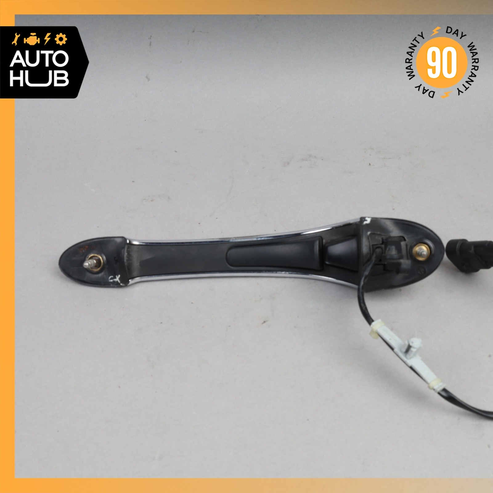 08-19 Maserati GranTurismo M145 Front Left Side Door Handle Chrome OEM