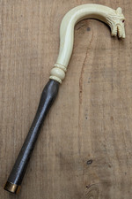 BEAUTIFUL ANTIQUE or VINTAGE UMBRELLA PARASOL DOG WOLF HANDLE