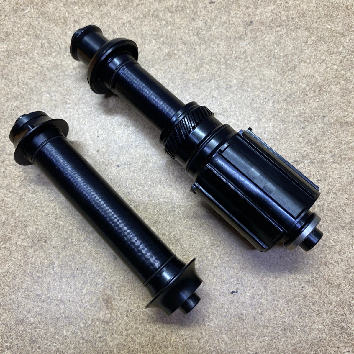 Chris King R45D Front Hub 24h 12 X 100mm T/a 6-bolt Disc Black 24 Hole for sale Chris King R45D Front Hub 24h 12 X 100mm T/a 6-bolt Disc Black 24 Hole for sale