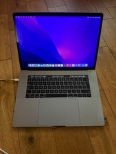 MacBook Pro Retina 15-inch(2016) Touch Bar - Core i7 -16GB RAM 500GB SSD