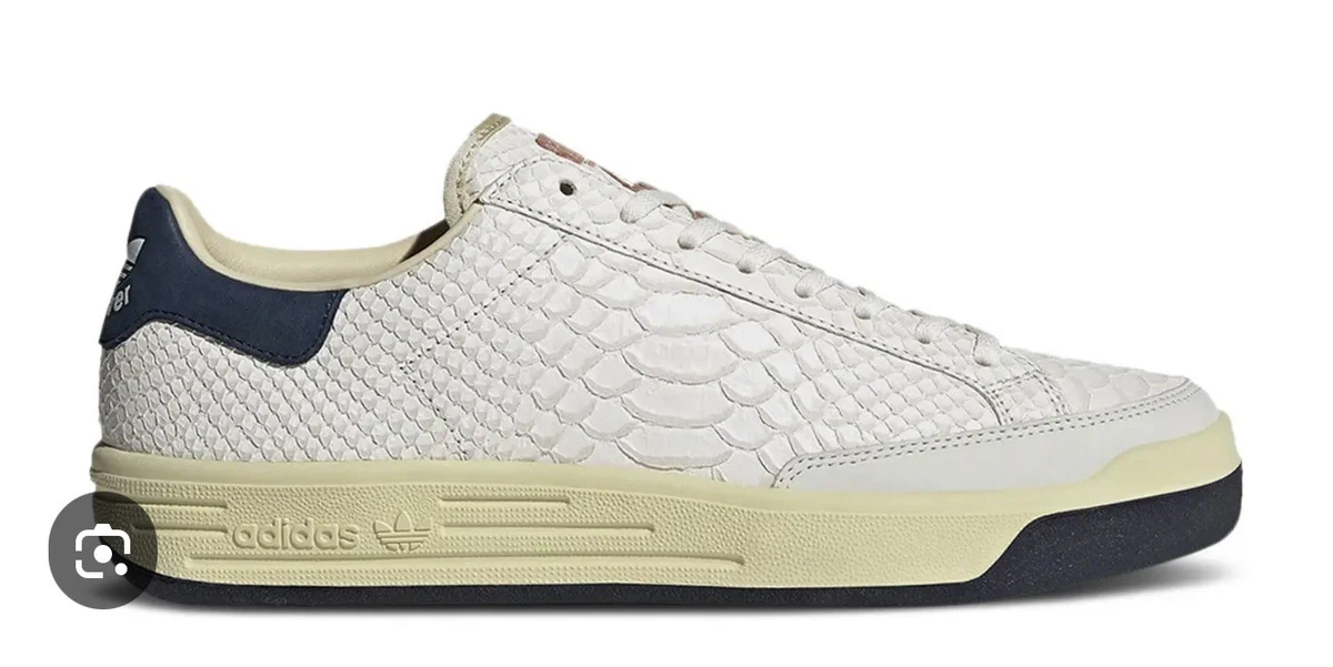 adidas gazelle silver green womens adidas Rod Laver in White