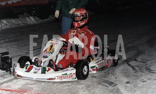 Photo de presse vintage Dépliant F1 Schumacher Corinne Imola 03 tirage