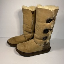 UGG Womens Size 7 Bailey Button Triplet Tan Tall Winter Boot S/N 3049 SHEEPSKIN