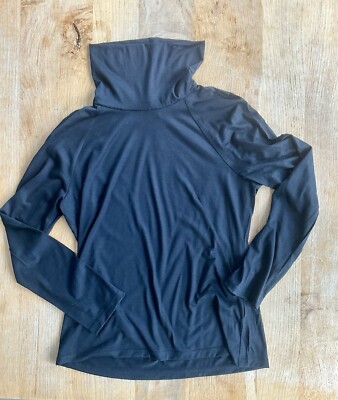 Easton Pearson Damen Pullover Unterzieher 38 schwarz top Zustand super dünn