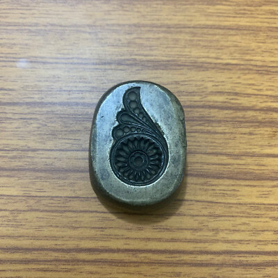 Antique or old bell metal bronze jewelry stamp die seal flower pattern