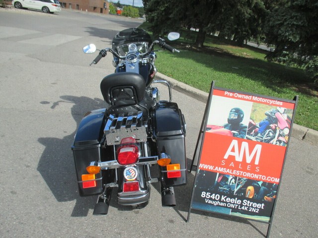 2004 Harley-Davidson Road King **CANADIAN BIKE** **SUPER CLEAN** in Street, Cruisers & Choppers in Markham / York Region - Image 4