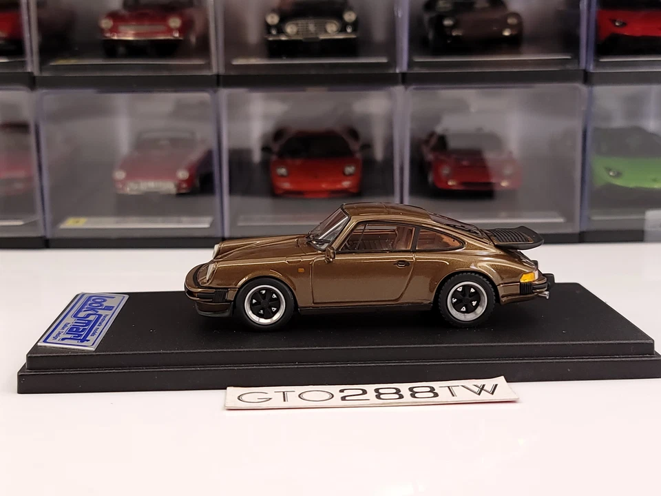 Looksmart 1:43 Porsche 911 3.2 Coupe 1989("Turbo Look" w/Rear Wing)Brown(LS203B) - Image 2 of 4