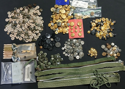 Genuine Original U.S. Military Buttons WW2 to Present - Hundreds