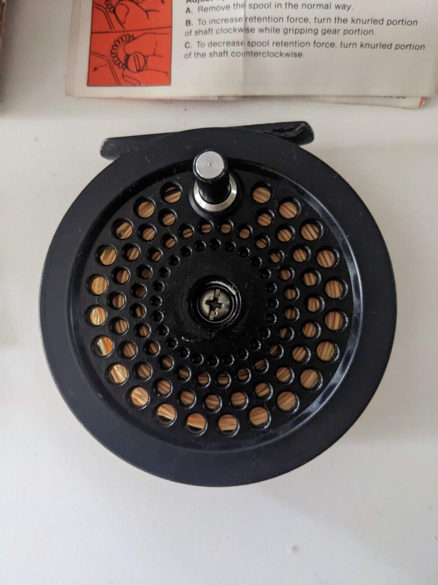 Vintage Berkley 556 Fly Fishing Reel box-Made USA-Graphite  Spool