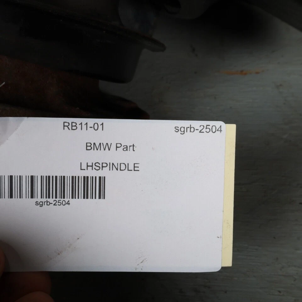 1994-1997 BMW 840i 850i E31 Left Front Spindle Knuckle Hub 31311140007 OEM Used - Image 2 of 4