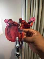 Mafex Magneto (Age Of Apocalypse)