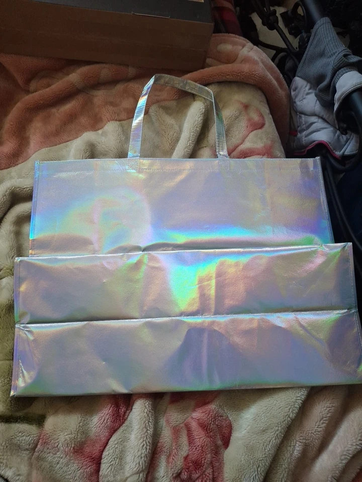 ¡Nuevo! Bolso Target Swag del Black Friday 2025 Primera Edición Limitada 1/100  Foto 2 de 2