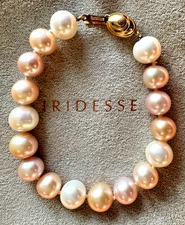 Designer IRIDESSE by Tiffany Co. Large White Pink 18K Yellow Gold Pearl Bracelet