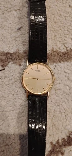 Seiko Gold Dial 5Y30-7000 Vintage Super Thin