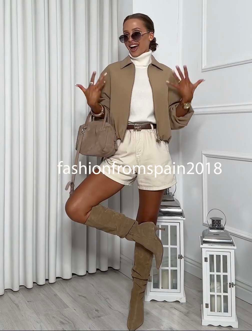 Foto 2 di 2