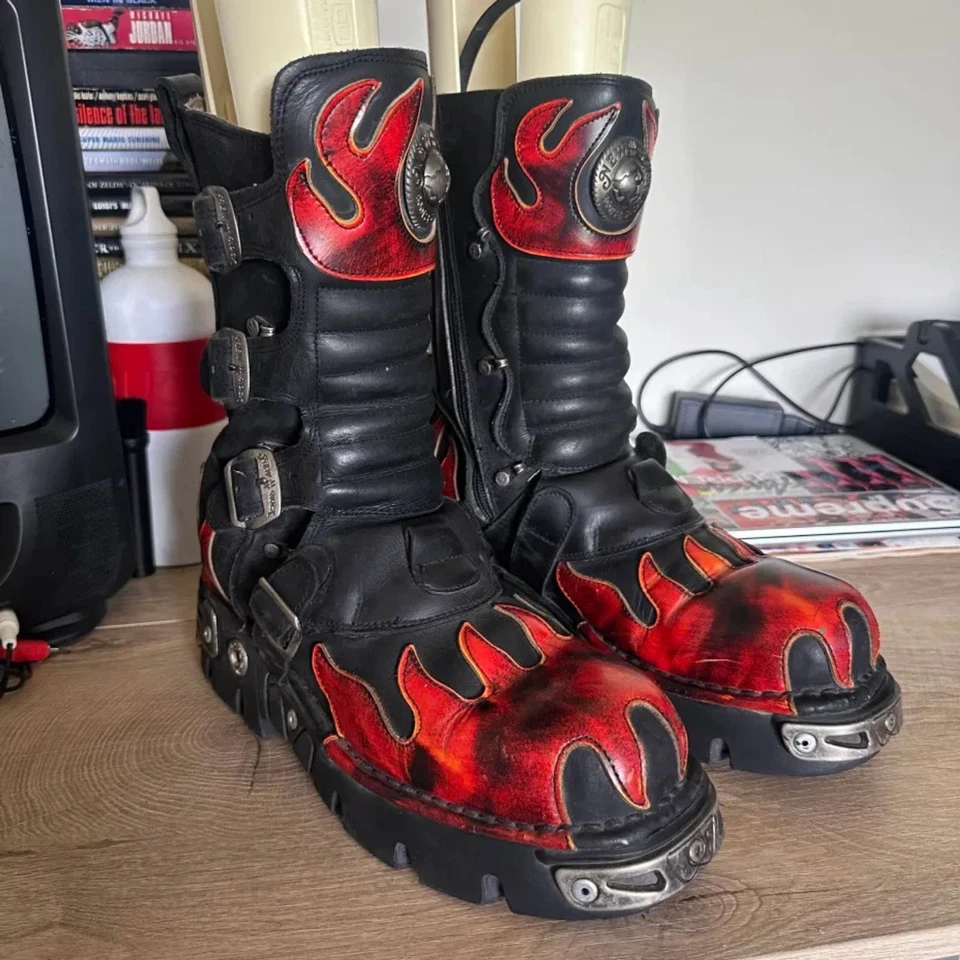 Vintage New Rock Flame Stomper Boots Size 44EU / 10.5/11US Rave Emo Punk Biker - Image 4 of 4
