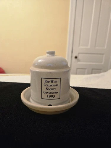 1993 Red Wing Commemorative Collectors Society RWCS Chicken Fount & Feeder Crock