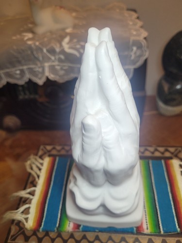 ARTMARK Japan PRAYING HANDS Bisque Porcelain  All White  - Picture 2 of 9