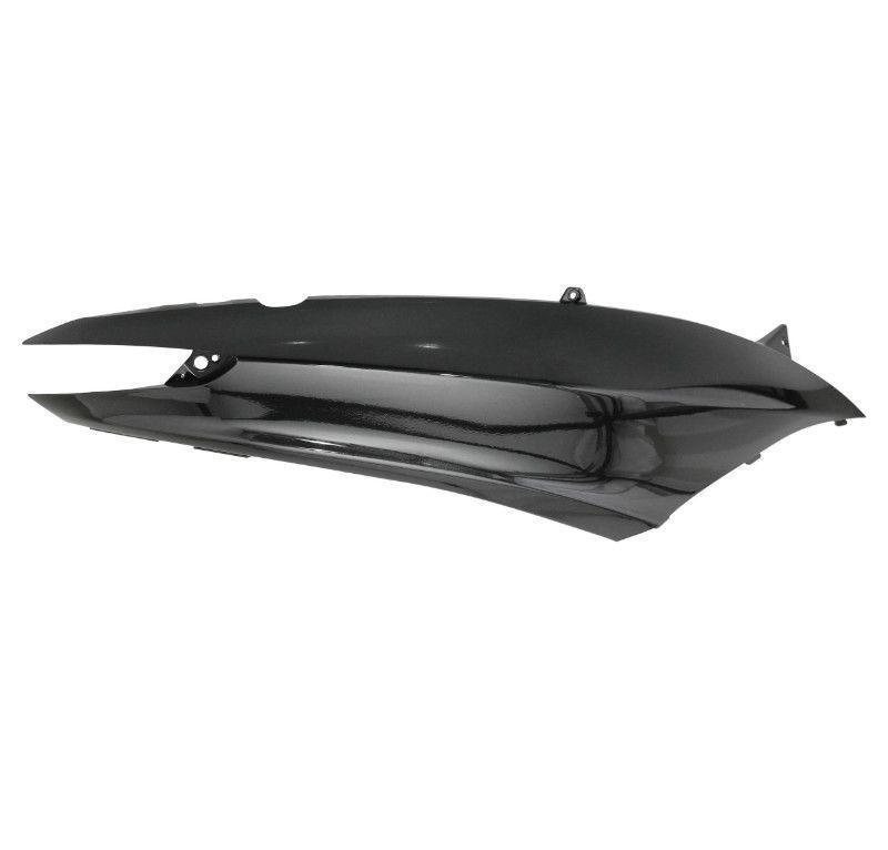 Aile arriere droite Piaggio MP3 Yourban noire pour reparer un carenage raye