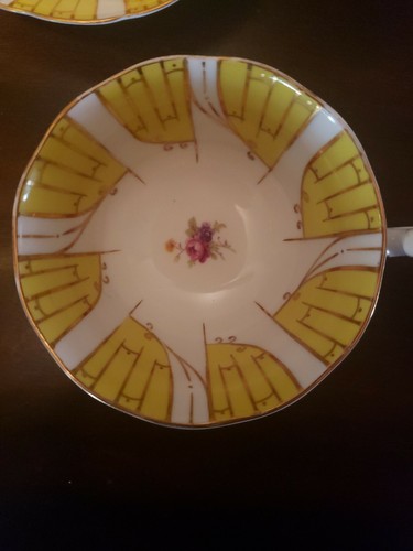 RADFORDS China antique yellow Floral Tea Cup & Saucer England circa 1938-1955 - Picture 6 of 8