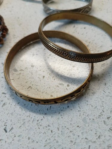 BULK ASST 40 BRACELETS OF ONE KIND OR ANOTHER CHECK PICS ALL CLEAN IN VGC - Picture 13 of 15