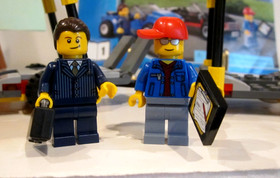 LEGO TOWN CITY TRAFFIC 60060 AUTO TRANSPORTER INVENTORIED COMPLETE W/ MANUALS