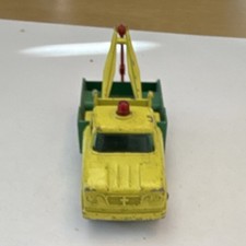 vintage lesney bp diecast tow truck yellow green red
