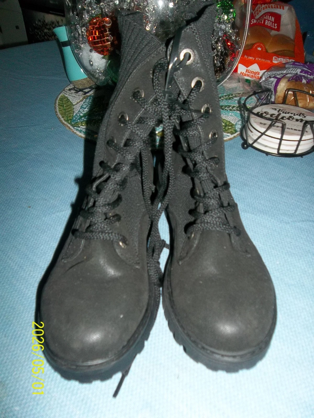 NEW! blow fish boots suede and cloth size 9