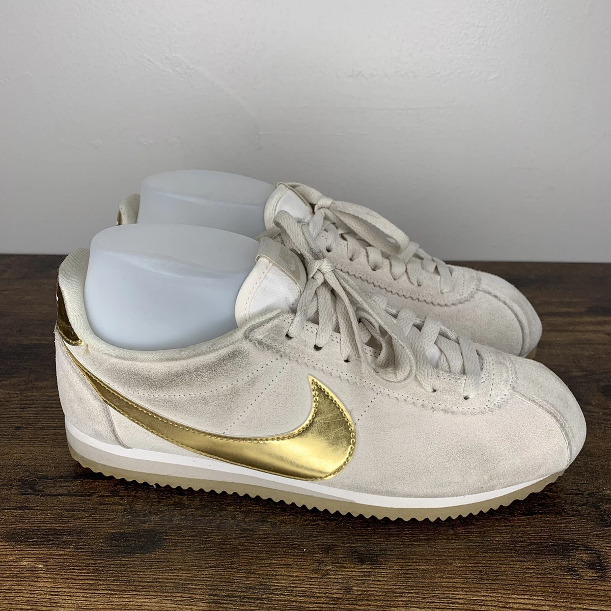 Nike Classic Cortez Phantom Metallic Gold Women’s Size 8.5 Beige 902856-013