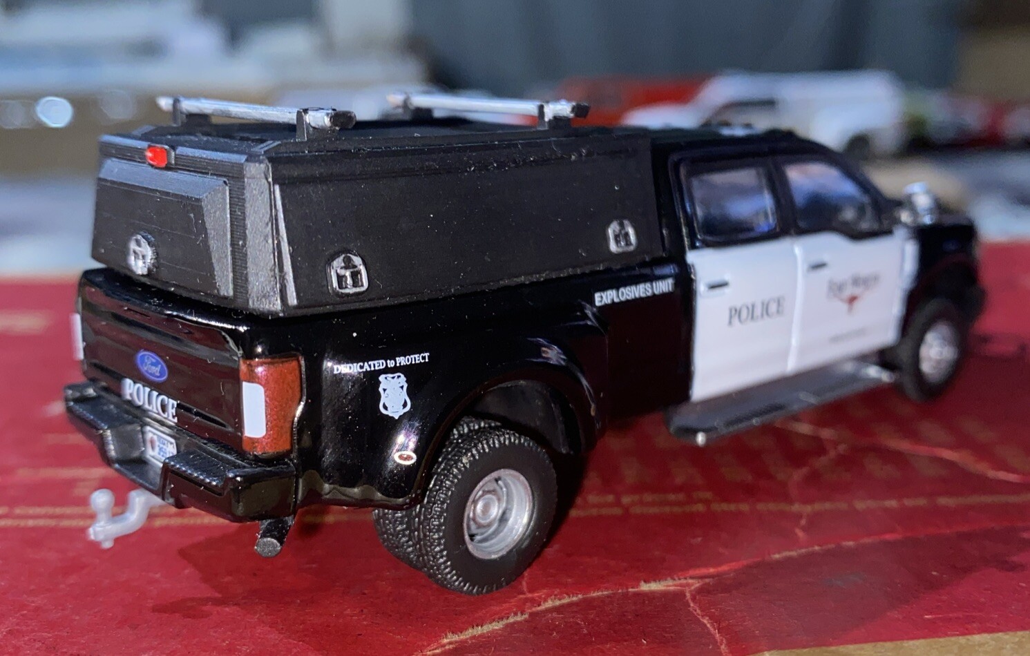 Picture 4 of 24