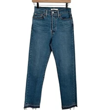 Levi's Women's Wedgie Straight Jeans High Waist Frayed Hem Size 28