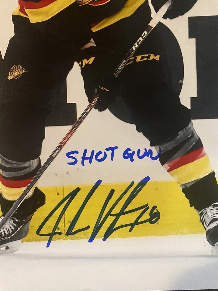 ¡Foto 8x10 firmada por Jake VIRTANEN! "SHOTGUN JAKE", ¡Vanuver Canucks! Con certificado de autenticidad Foto 2 de 2