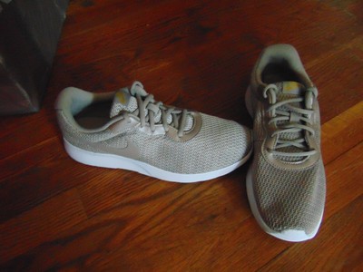 nike tanjun pumice dark citron