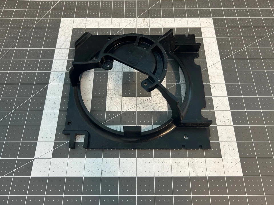 Carcasa motor ventilador condensador refrigerador GE P# WR17X3047 Foto 2 de 2