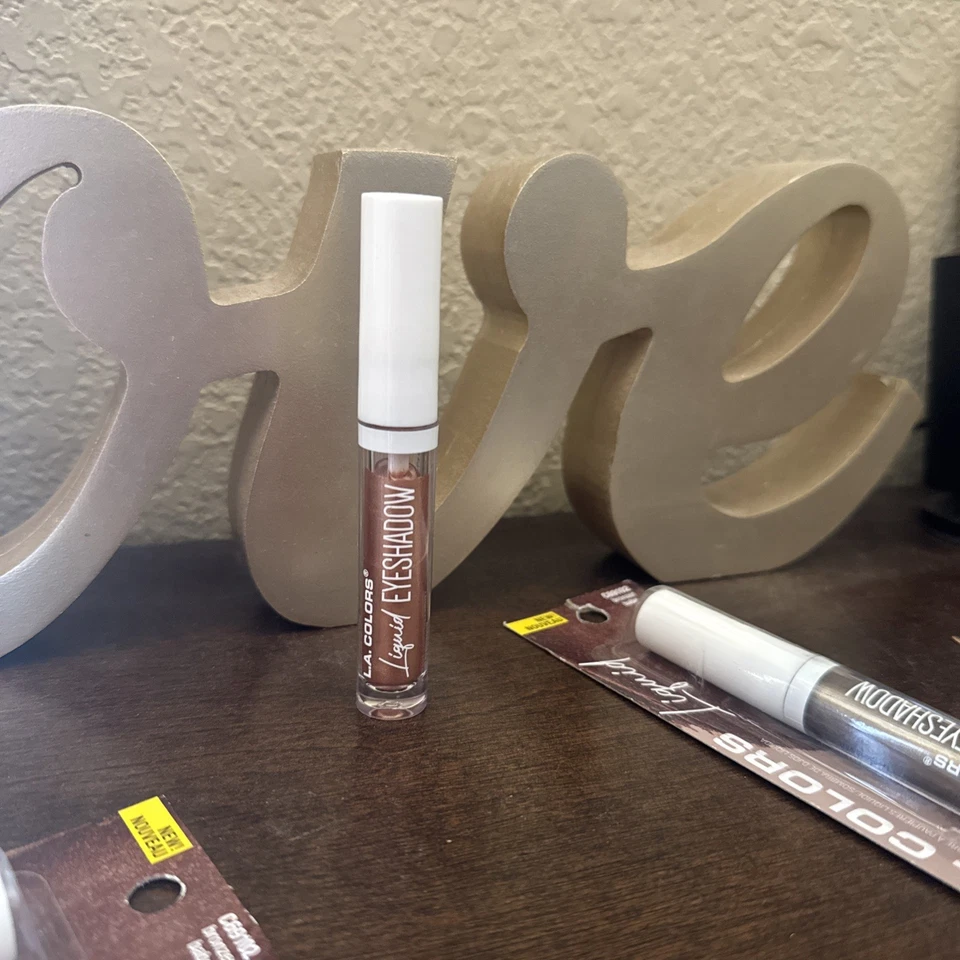 L.A. Colors liquid eyeshadow lot of 2 Shade bronzer babe - Image 3 of 4