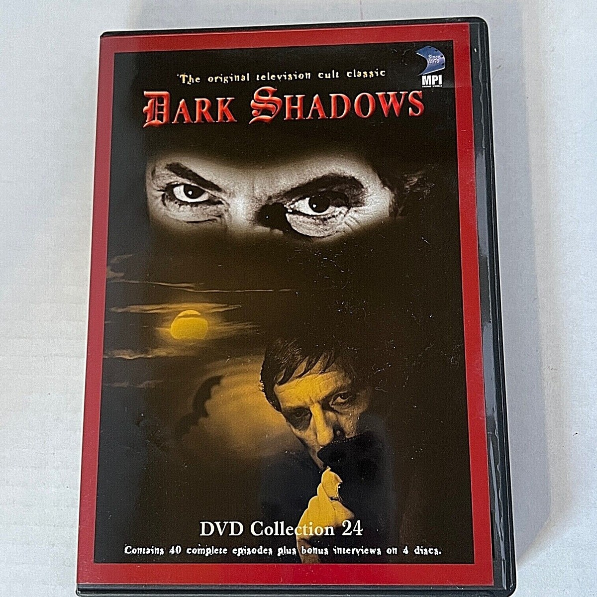 Dark Shadows 4 DVD Set Collection 24 40 Episodes w/Collector Card