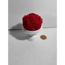 Pot a red roses, flowers, American girl Doll