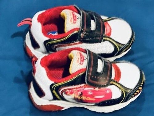 Disney Fit Disney Pixar Cars Lightning McQueen Light Up Shoes Toddler Size 6 - Picture 7 of 17