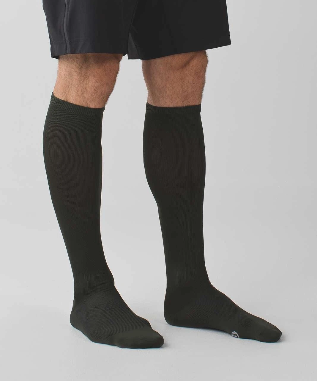 New LULULEMON 2 Pair 'Tight Stuff' Compression Socks M/L Green Silverescent