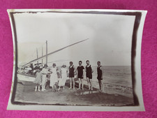 Photo Les Saintes Marie bathers boat sailboat R-114