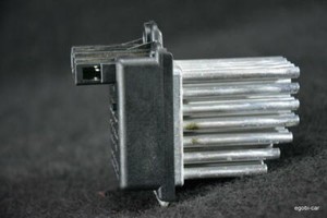 Audi A6 4B Vorwiderstand Klimaanlage Gebläseregler Widerstand 4B0820521