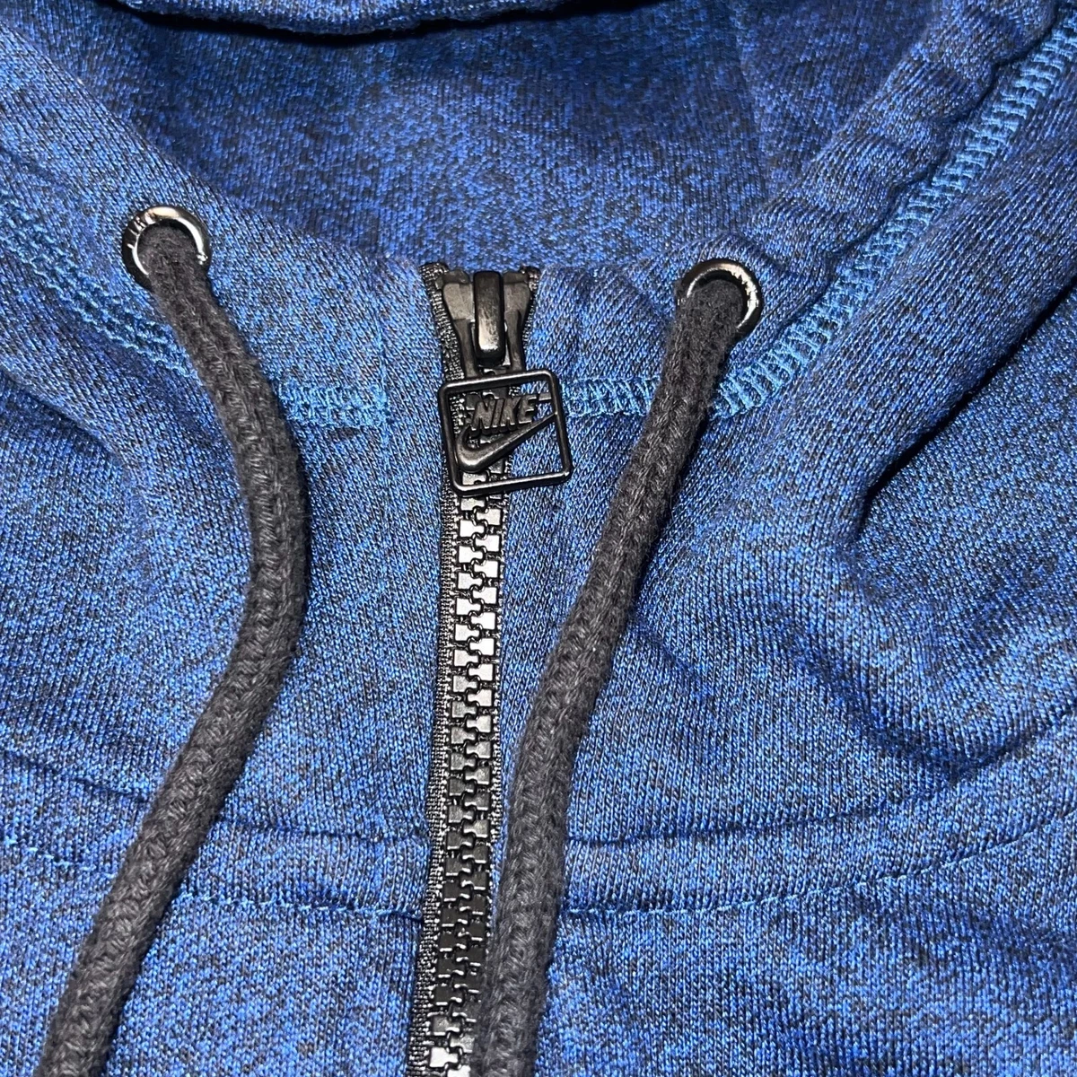 Nike aw77 full zip hotsell hoodie with arm pocket