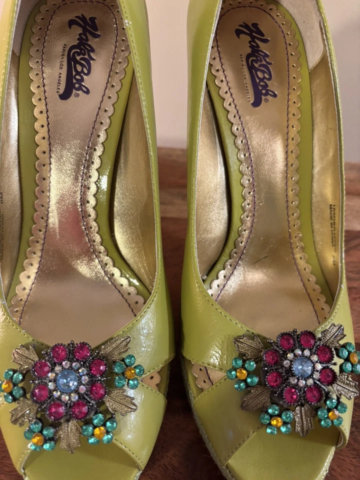 New! Hale Bob Lime Green Embellished Peep Toe Pumps Heels Size 8 Wicked Inspired - Image 3 of 4