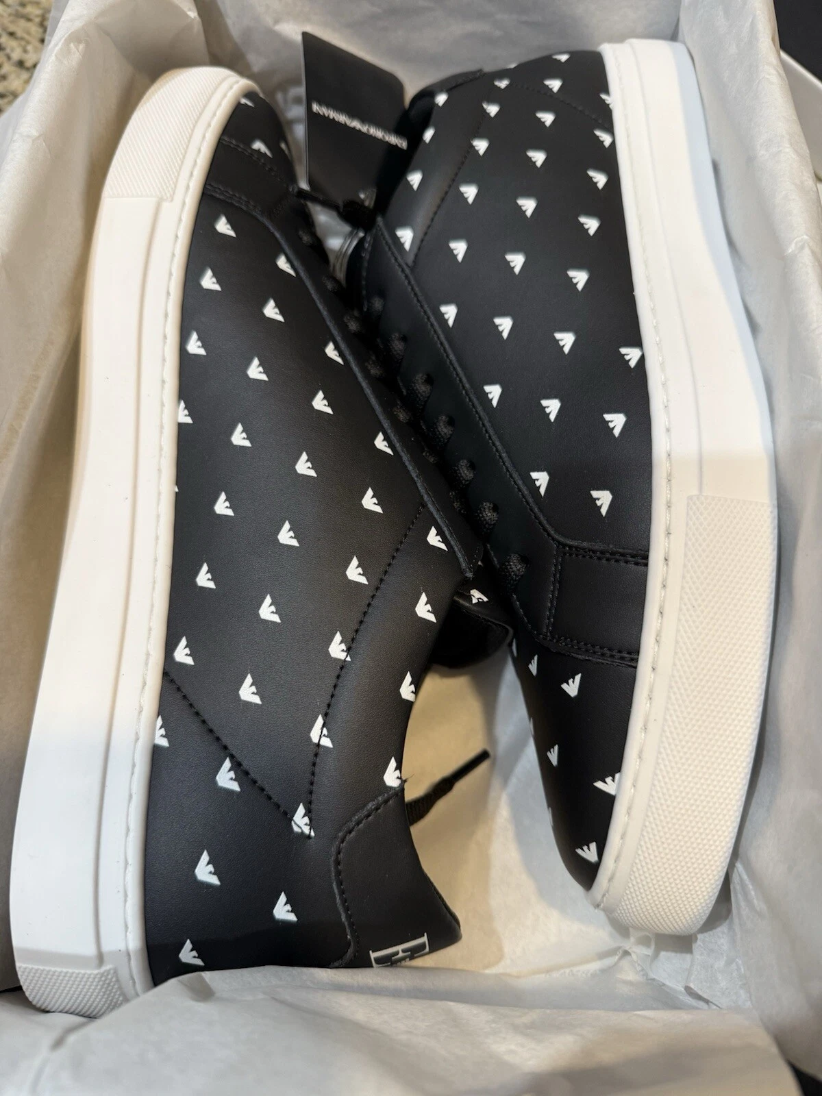 EA EMPORIO ARMANI $325 Men's casual shoes sneakers AUTHENTIC NEW X4X669 HO131
