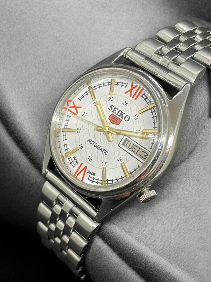 Seiko 5 Automatic Day Date Classic Japanese Men's Wrist Watch eBay