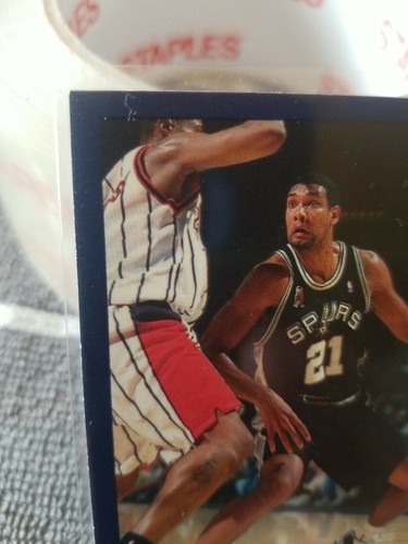 TIM DUNCAN, 2002-03 FLEER PREMIUM #2, SPURS ALL NBA TEAM - Picture 2 of 12