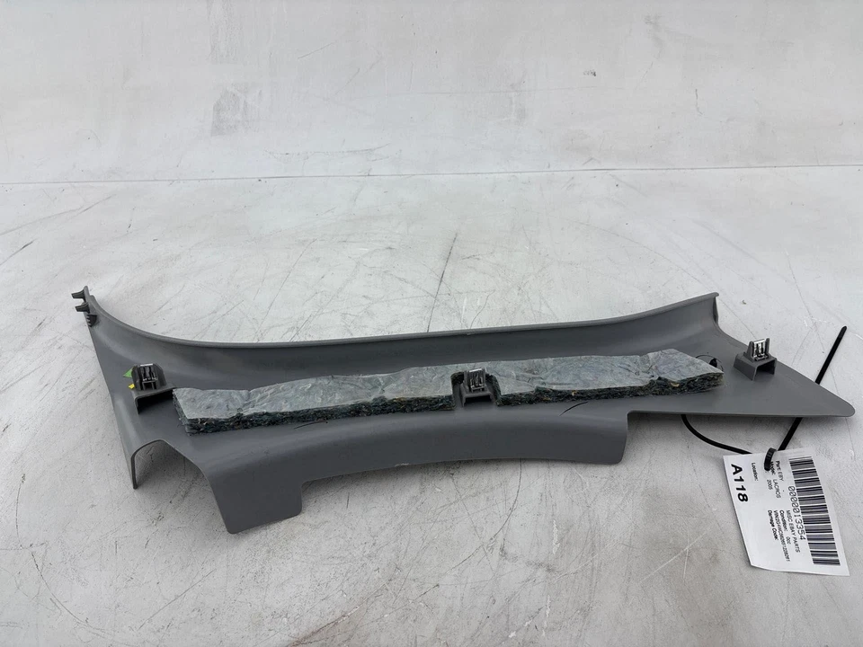 Buick Lacrosse 2005-2007 lado del conductor inferior pilar C Foto 4 de 4