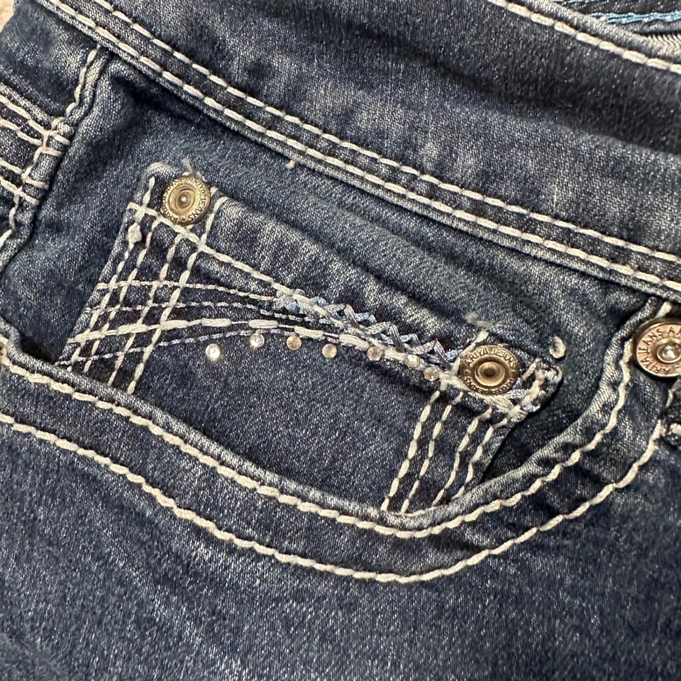 Pantalones Cortos Vaqueros Y2K Ariya Dobladillo Deshilachado Bolsillos Adornados Lavado Oscuro 13/14 Foto 4 de 4
